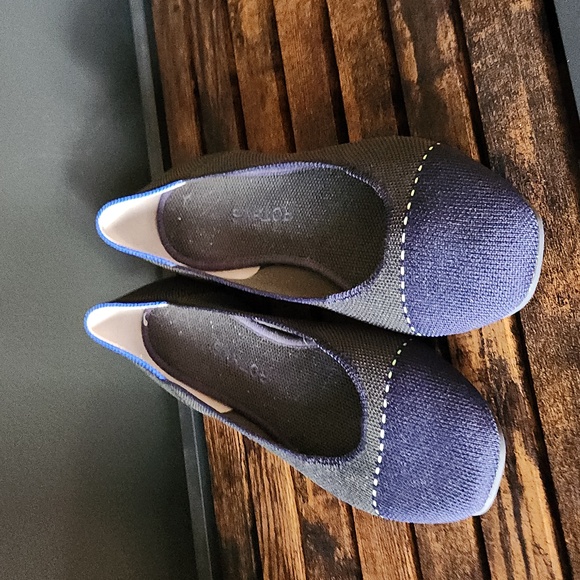 Rothys Square Flat - Picture 1 of 3